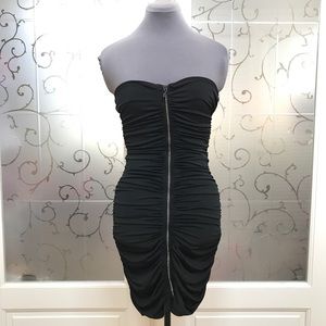 EUC- STRAPPLESS LITTLE BLACK CRYSTAL ZIPPER DRESS